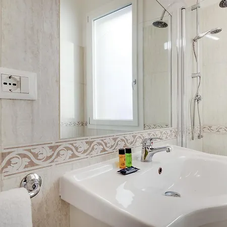 特斯塔公寓 公寓 *