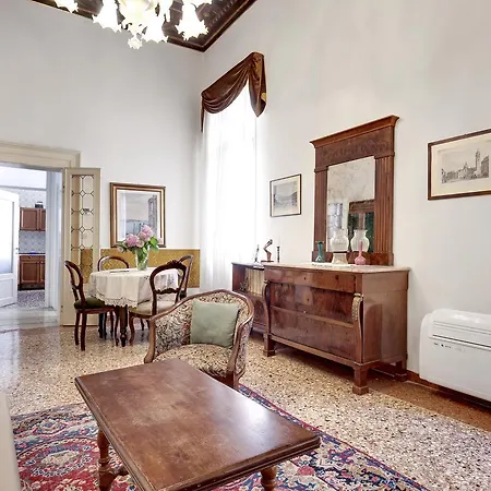 Testa ヴェネツィア